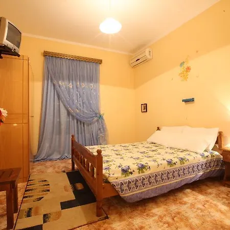 Apartments Despina * Sinarades